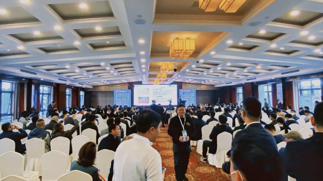 全國(guó)石膏砂漿及砂漿輔材生產(chǎn)與應(yīng)用技術(shù)交流大會(huì)隆重召開,赫達(dá)集團(tuán)帶來(lái)精彩分享!